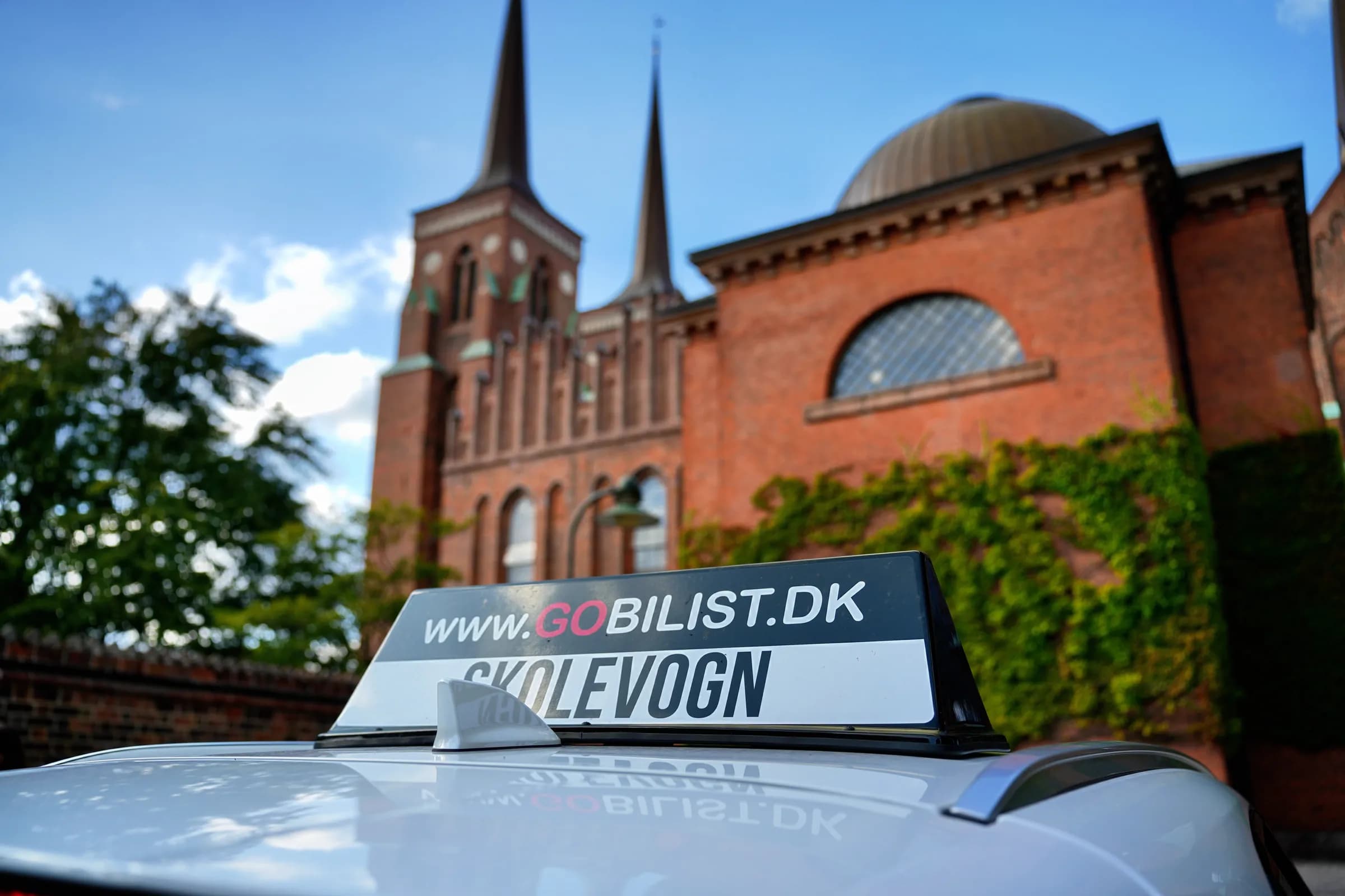 Skolevogn ved Roskilde Domkirke